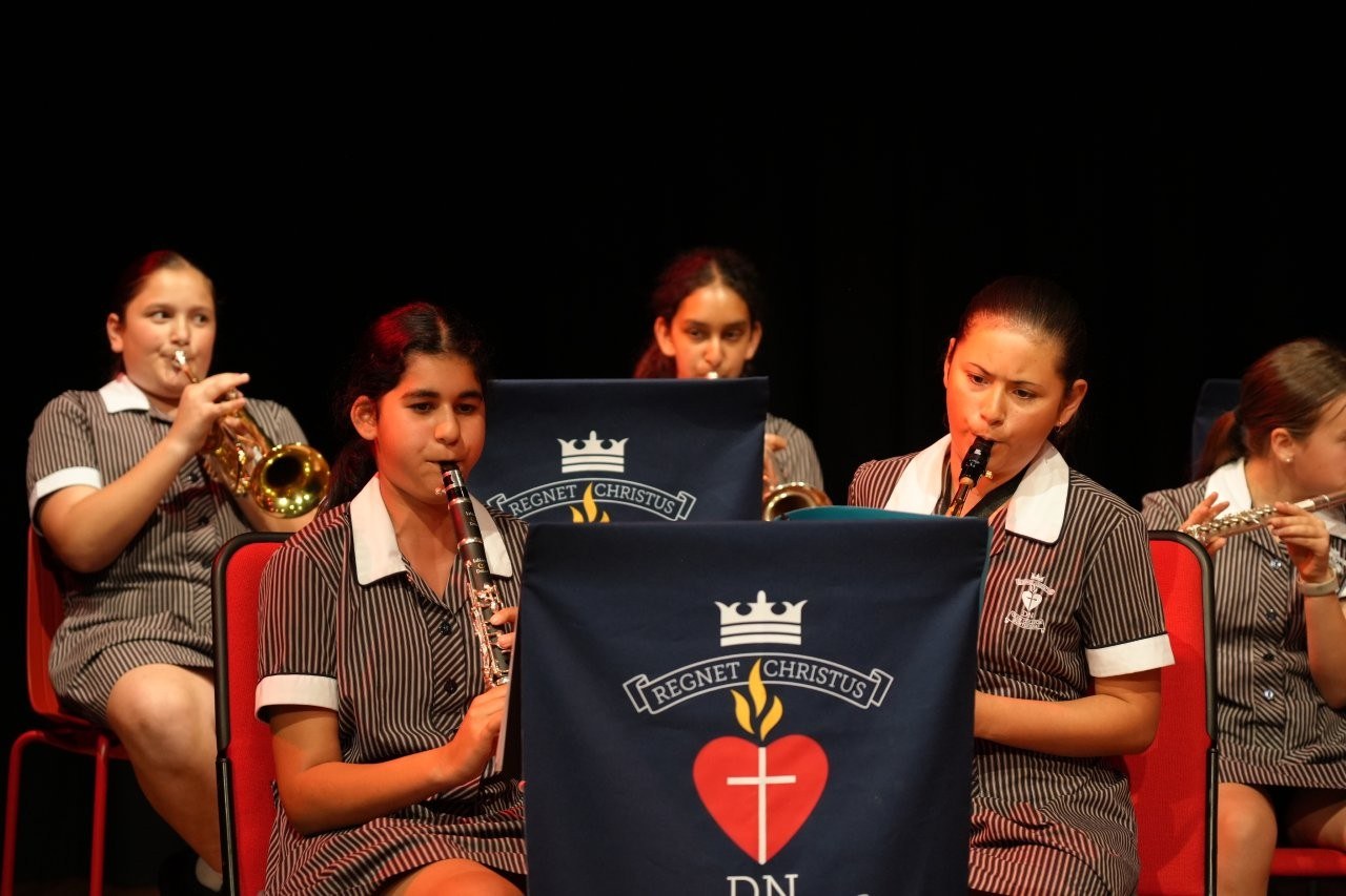 Vol. 54 No. 12 - Performing Arts News